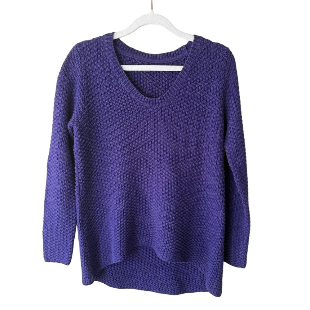 Source Unknown Purple V-Neck Sweater M